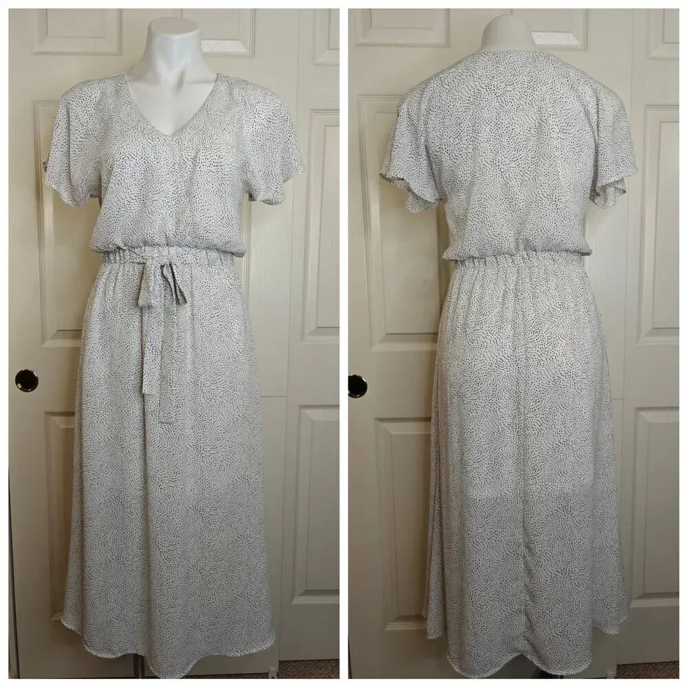 Sienna Sky dot print black & white V-neck midi dress sz S